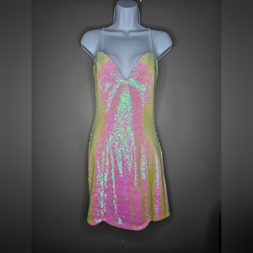 Strappy X White Iridescent V-neck Scallop Hem Mini Dress Size: Small - Picture 5 of 10